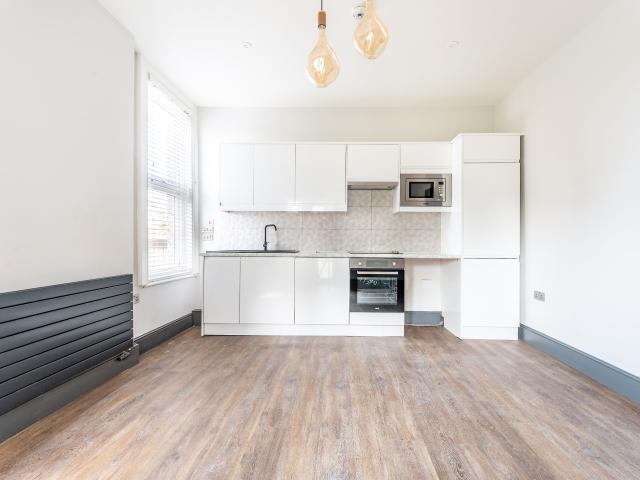 Apartment for rent in Streatham, Greater London