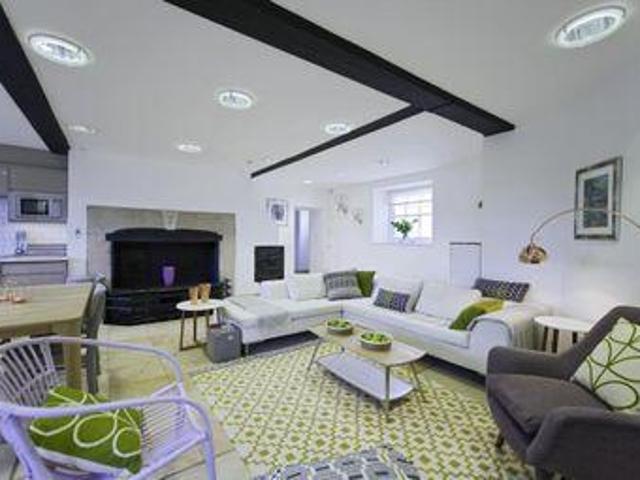 House for rent in Blackhills, Surrey