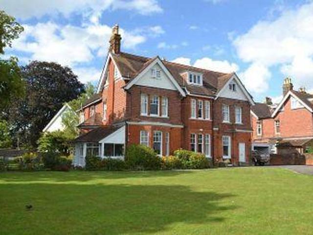 House for rent in Petersfield, Bolton Low Houses