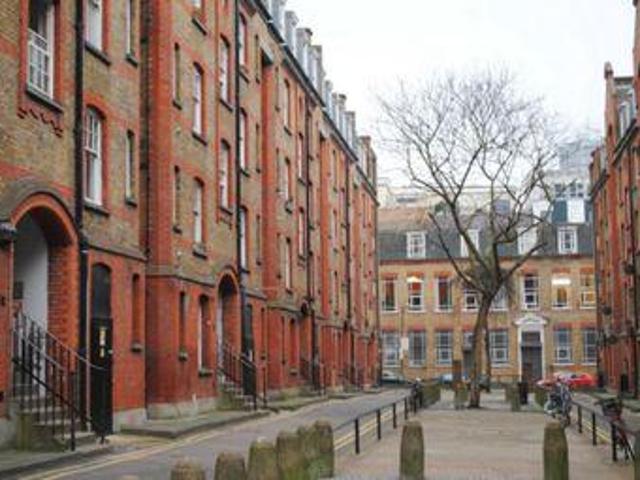 House for rent in Lyons, Greater London