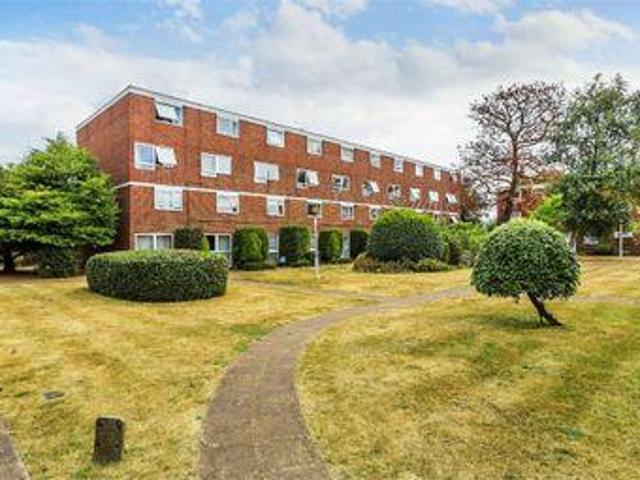 House for rent in Walton-on-Thames, Surrey