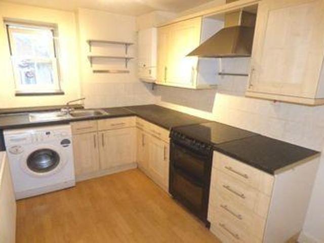 House for rent in Charlesworth, East Midlands