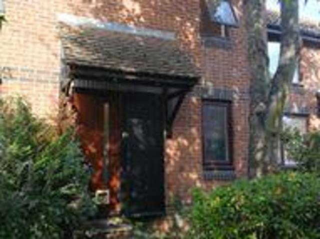 House for rent in Sutton Green, Woking