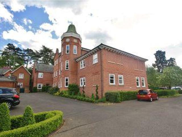 House for rent in Guildford, Surrey