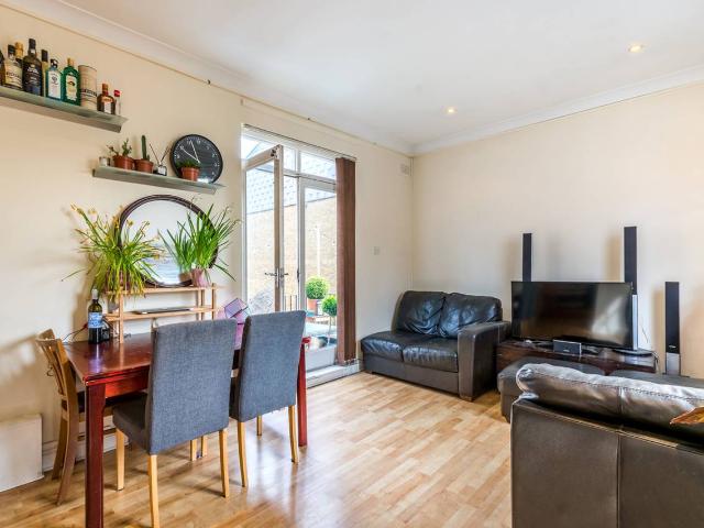Apartment for rent in Highbury, Isle Of Man