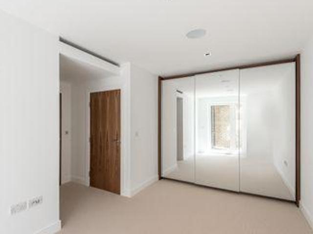 House for rent in Brentford End, Greater London