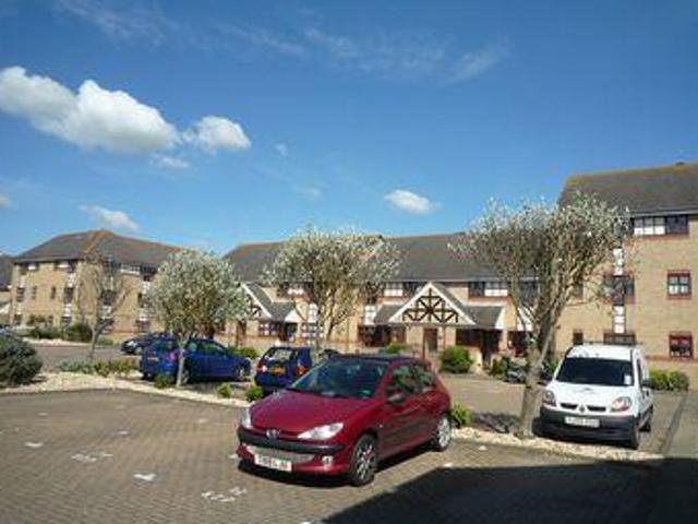 House for rent in Fishersgate, West Sussex