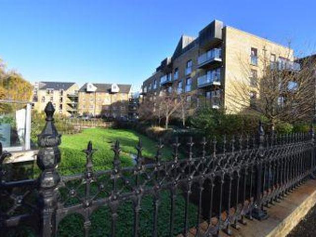House for rent in Uxbridge, Greater London