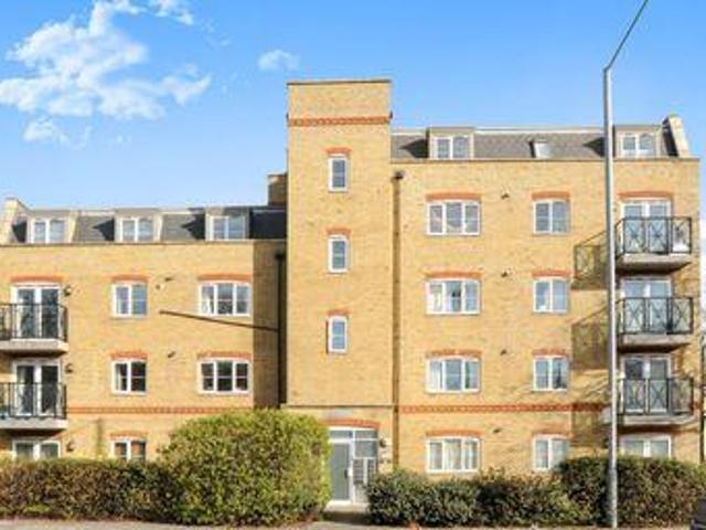 House for rent in New Malden, Greater London