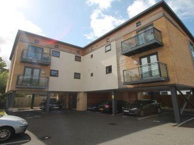 House for rent in Staines, Surrey