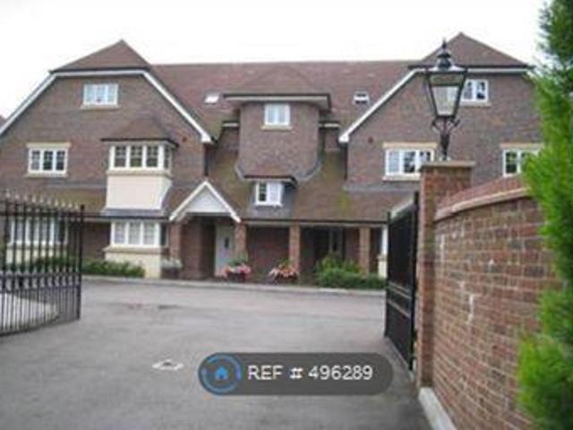 House for rent in Red Hill, Surrey