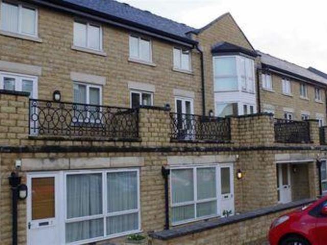 House for rent in Halifax, West Yorkshire