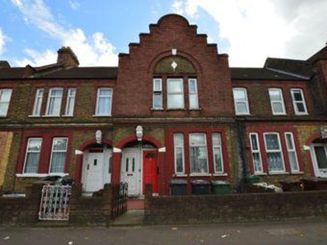 House for rent in Lyons, Greater London