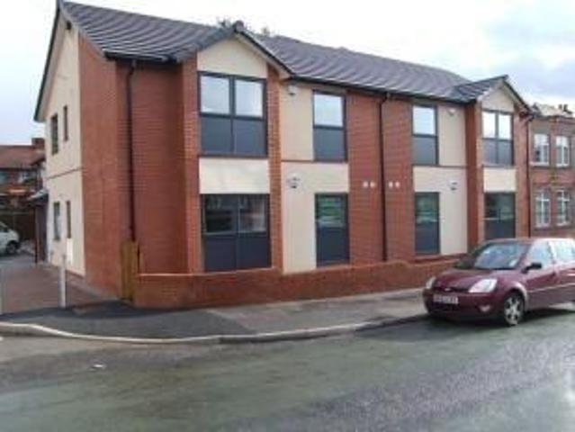 House for rent in Ashton-under-Lyne, Tameside