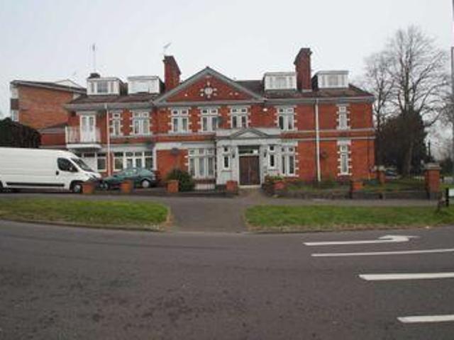House for rent in Pouchen End, Hertfordshire