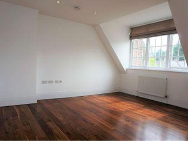 House for rent in Red Hill, Surrey