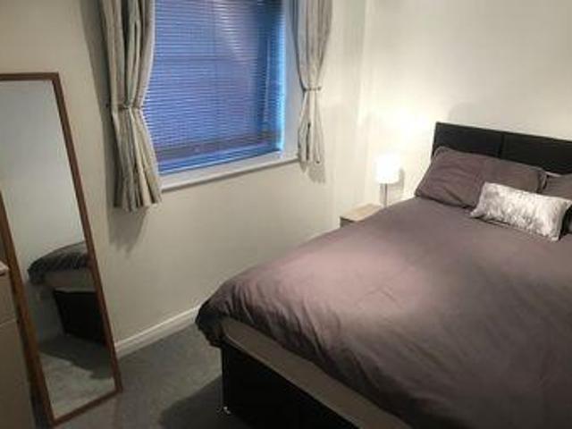 House for rent in Calderstones
