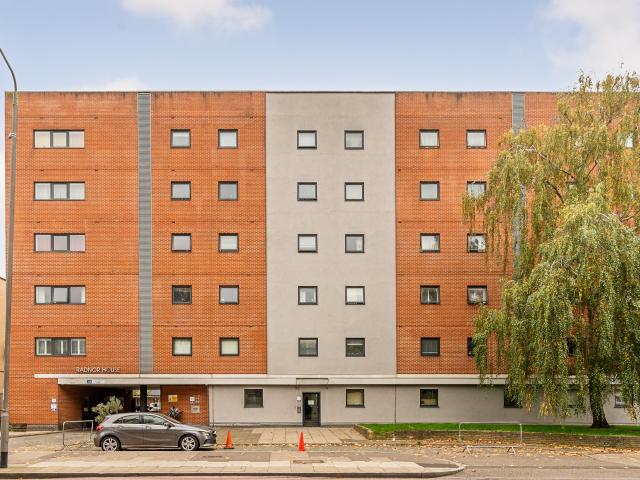 Apartment for rent in London Borough of Croydon, Norbury