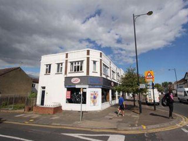 House for rent in Alton Barnes, Essex