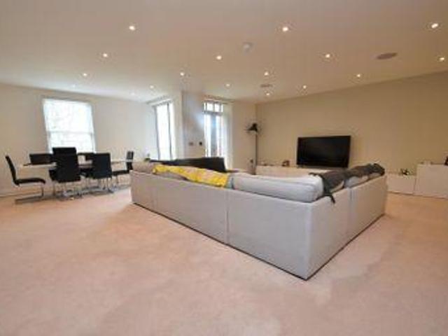 House for rent in Uxbridge, Greater London