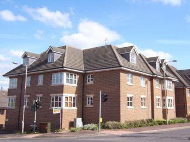 House for rent in Woking, Surrey