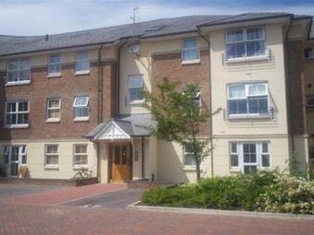 House for rent in Kingston Upon Thames, Greater London