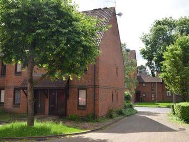 House for rent in Sutton Green, Woking