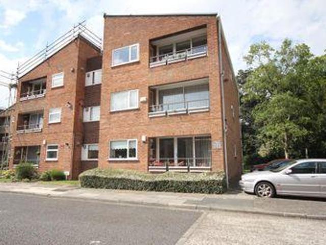 House for rent in Calderstones