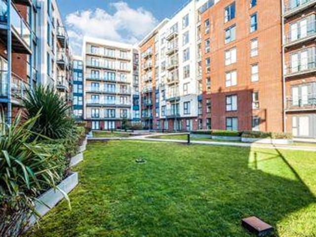 House for rent in Pouchen End, Hertfordshire
