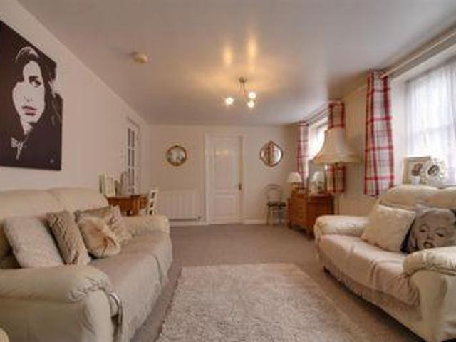 House for rent in Perryfields, West Sussex