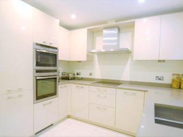 House for rent in Surrey