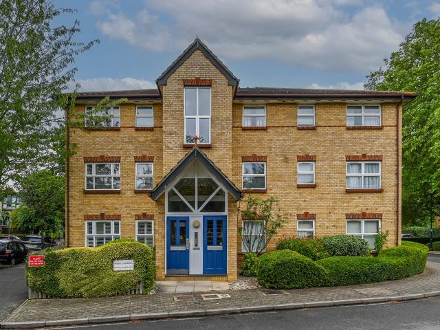Apartment for rent in London Borough of Ealing, Greater London
