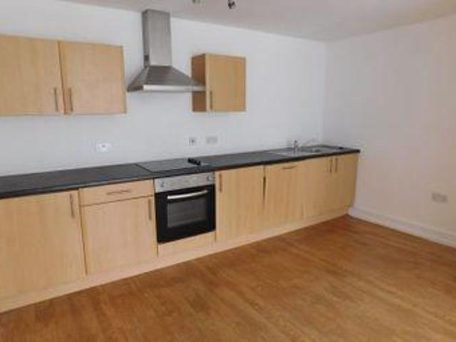 House for rent in Calderstones