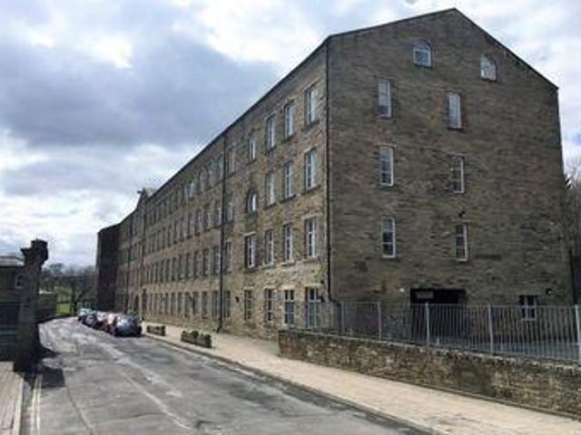 House for rent in Halifax, West Yorkshire