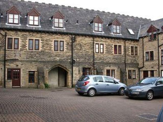 House for rent in Halifax, West Yorkshire