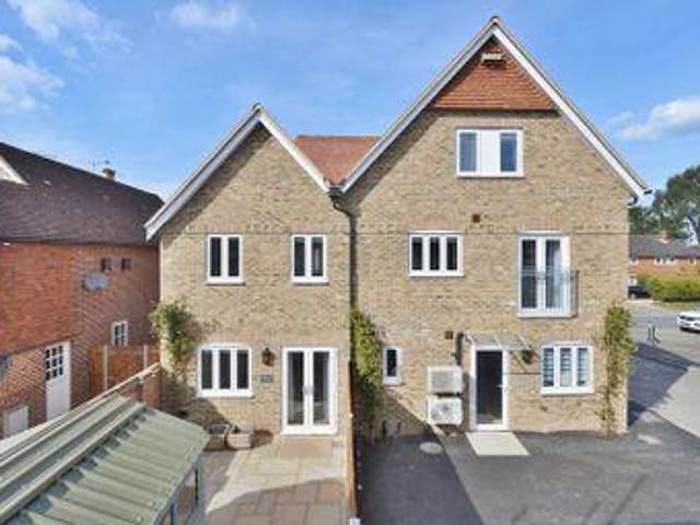 House for rent in Fole, Surrey