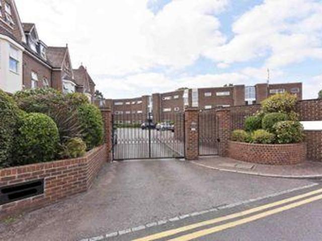 House for rent in Weybridge, Elmbridge