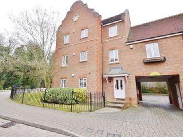 House for rent in Navestock Side