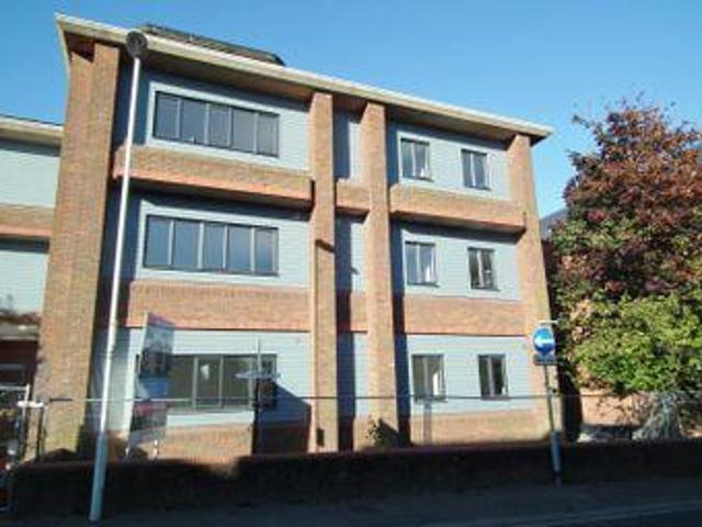 House for rent in Perryfields, West Sussex