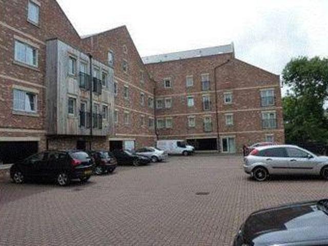 House for rent in Loundsley Green, East Midlands
