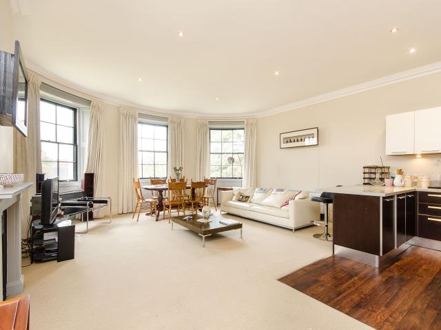 Apartment for rent in Roehampton, Greater London