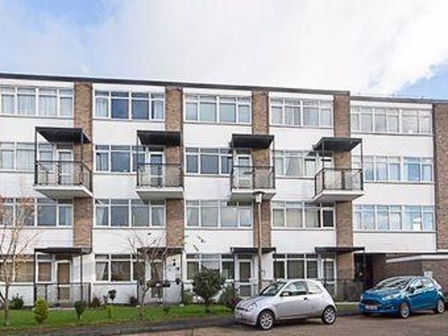 House for rent in Navestock Side
