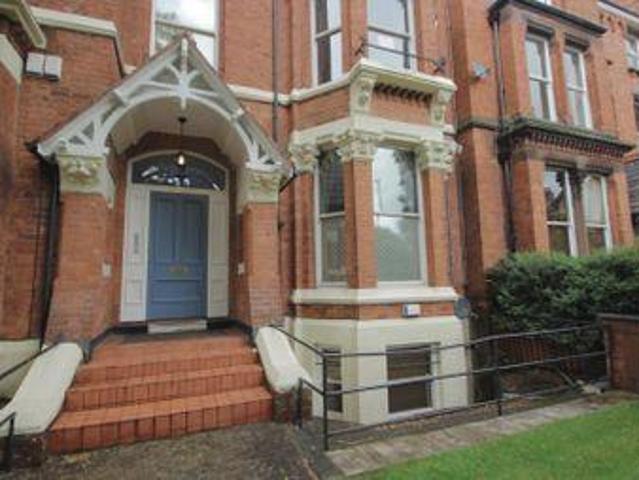 House for rent in Calderstones