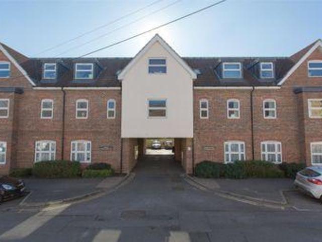 House for rent in Red Hill, Surrey