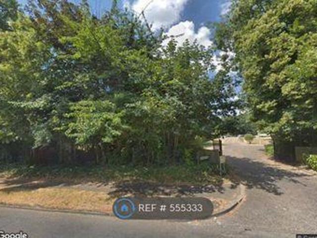 House for rent in Pouchen End, Hertfordshire