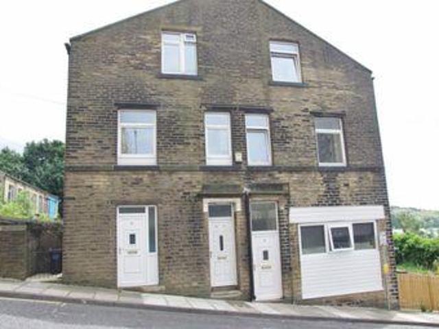 House for rent in Halifax, West Yorkshire