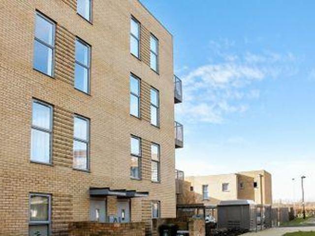 House for rent in Northolt, Greater London