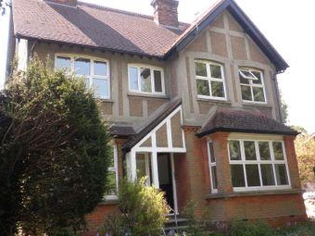 House for rent in Red Hill, Surrey