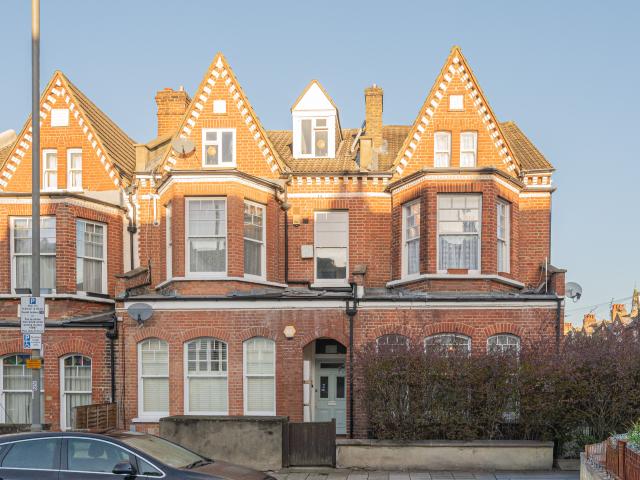 Apartment for rent in Balham, Greater London