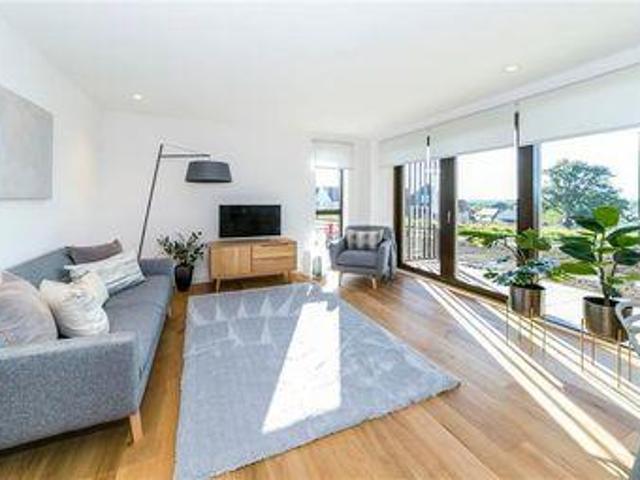 House for rent in Perryfields, West Sussex